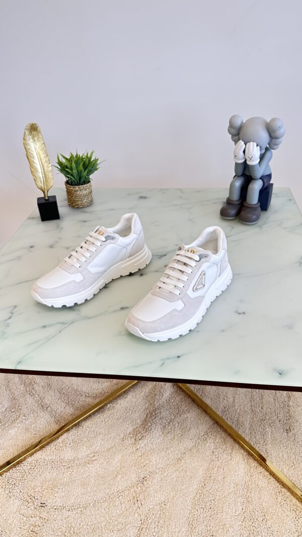 PRADA PRAX 01 SNEAKER WIT